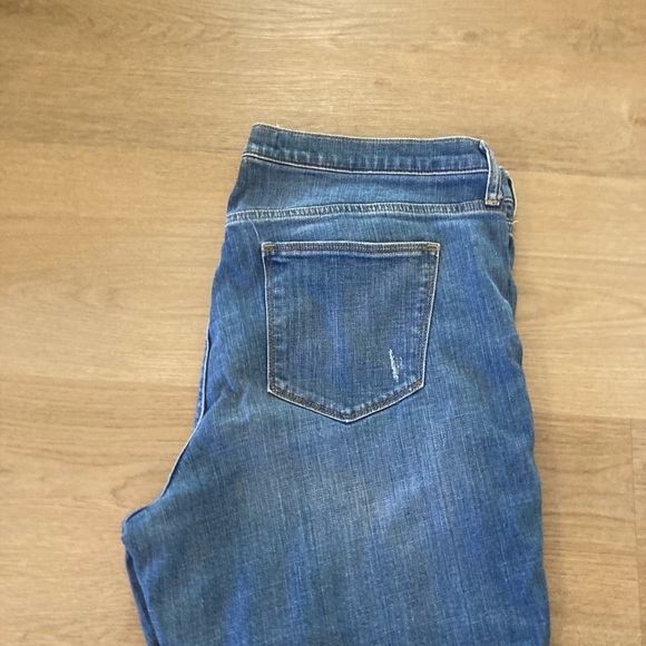 GAP 34R Stretchy Raw Edge Jeans - Picture 3 of 11